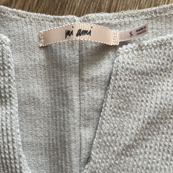 Francesca’s Loose Fit Crop Top - Picture 3 of 14